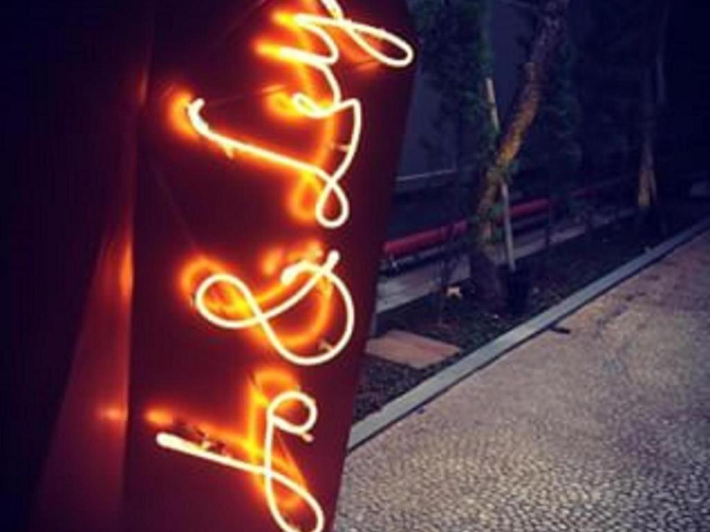 Couleur Hotel Cengkareng Giacarta Esterno foto